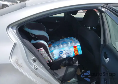 2018 Kia Forte Lx из США, поврежденный, VIN 3KPFL4A75JE254008